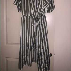 Green/White Boohoo striped dress